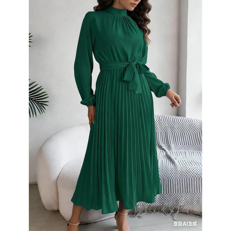 Women’s Elegant Pleated Stand Collar Long Gown
