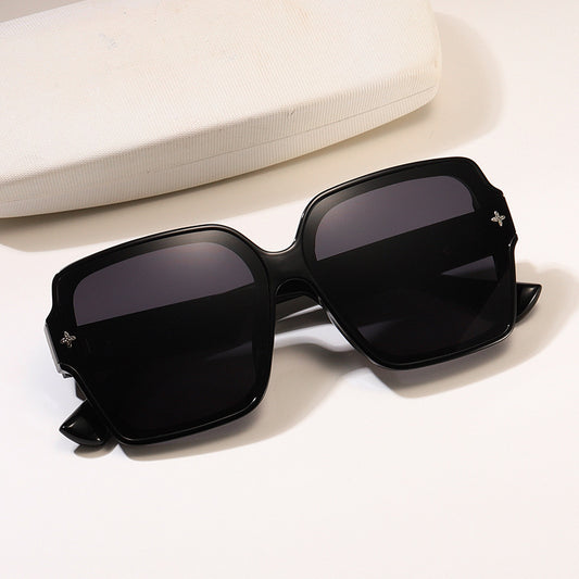 Women’s Oversized Square Frame Sunglasses