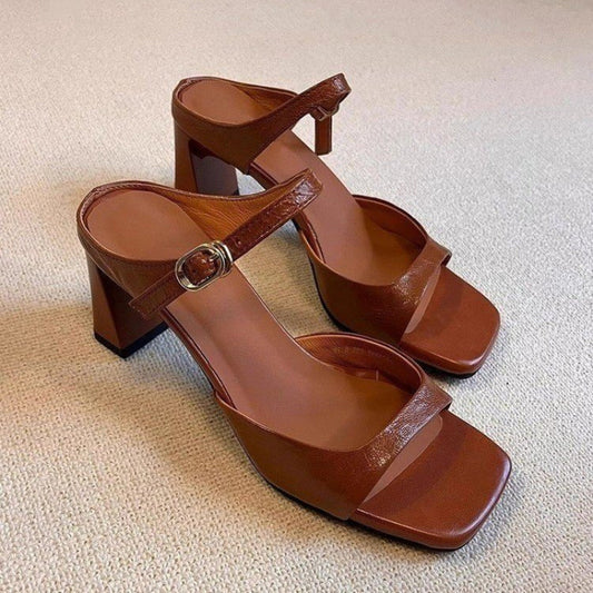 Women’s Vintage Square-Toe Chunky Heel Sandals