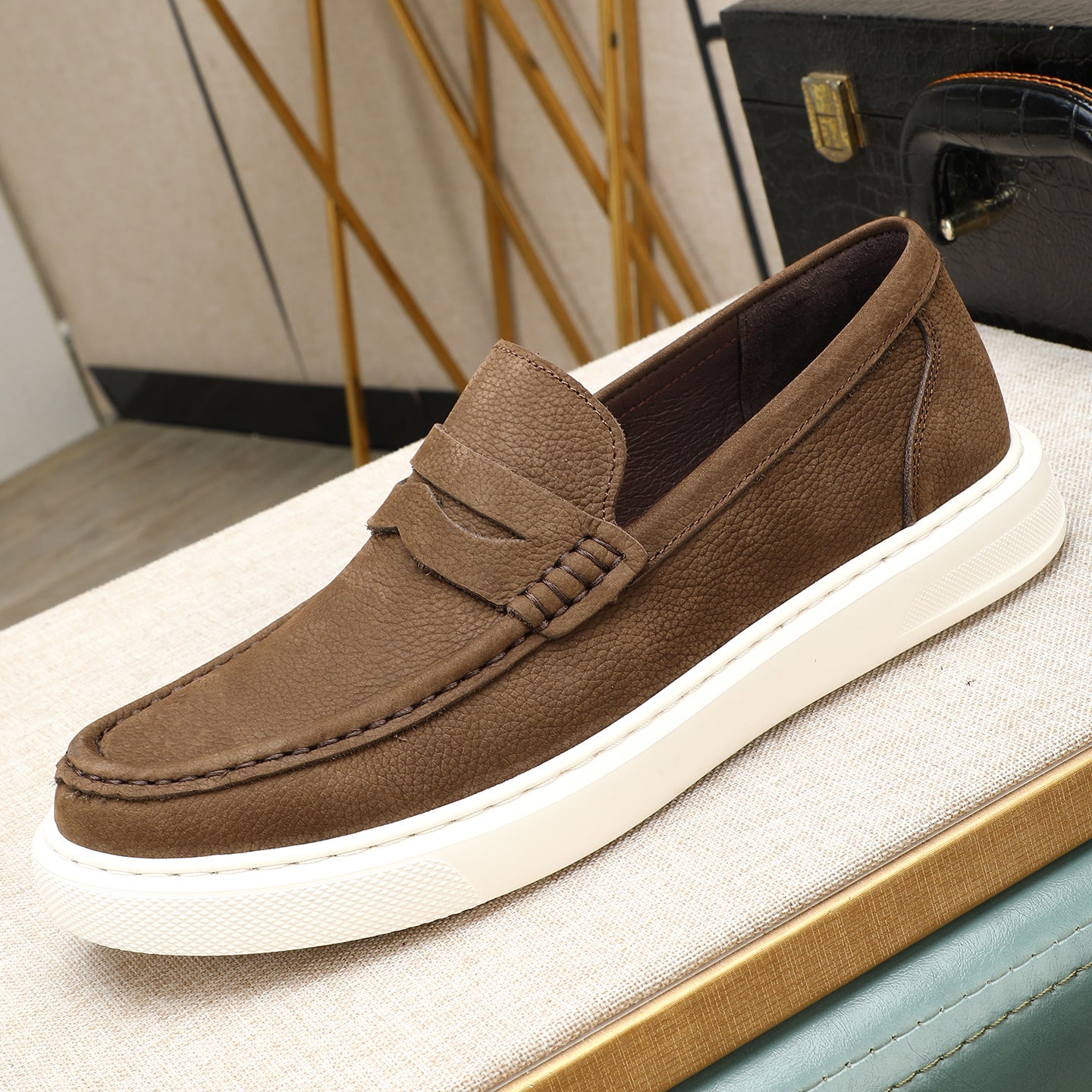Men’s Matte Leather Casual Loafers