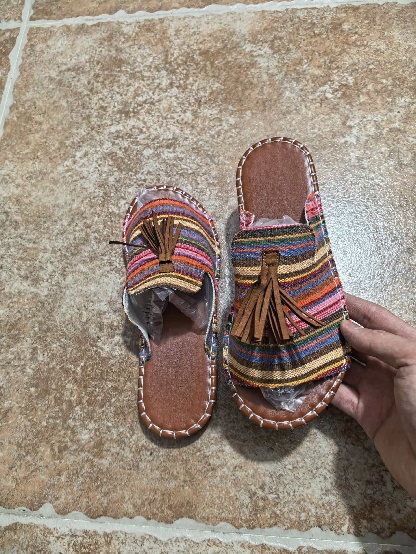 Women’s Tassel One-Strap Flat Beach Slippers