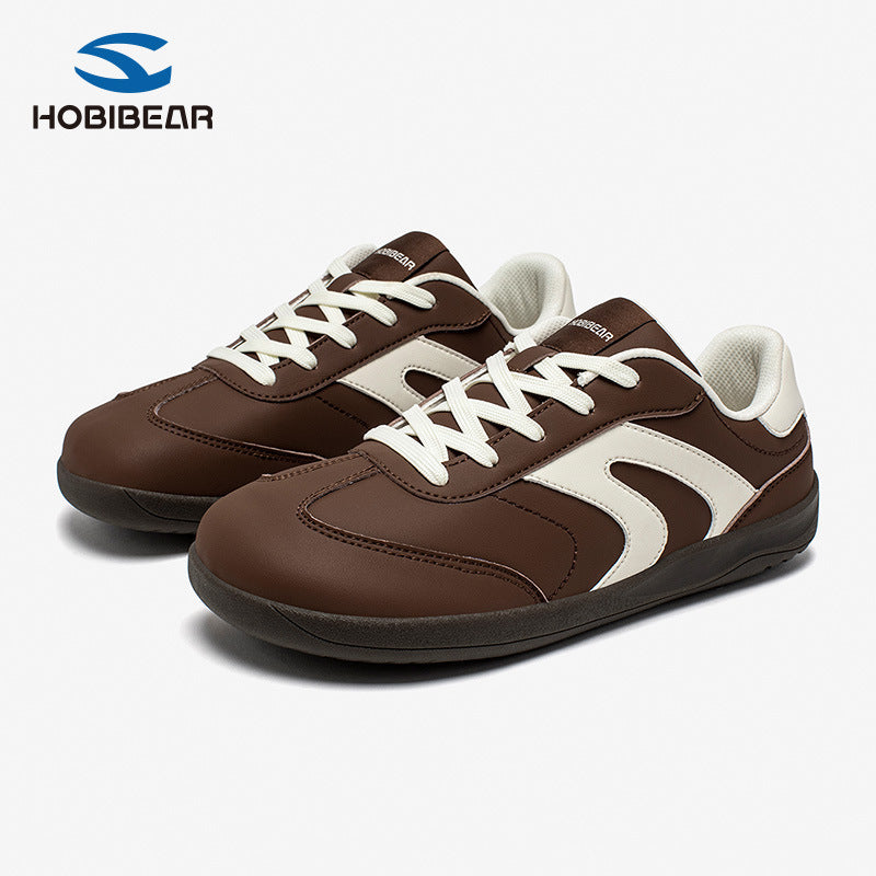 Men’s Wide-Toe Leather Casual Sneakers