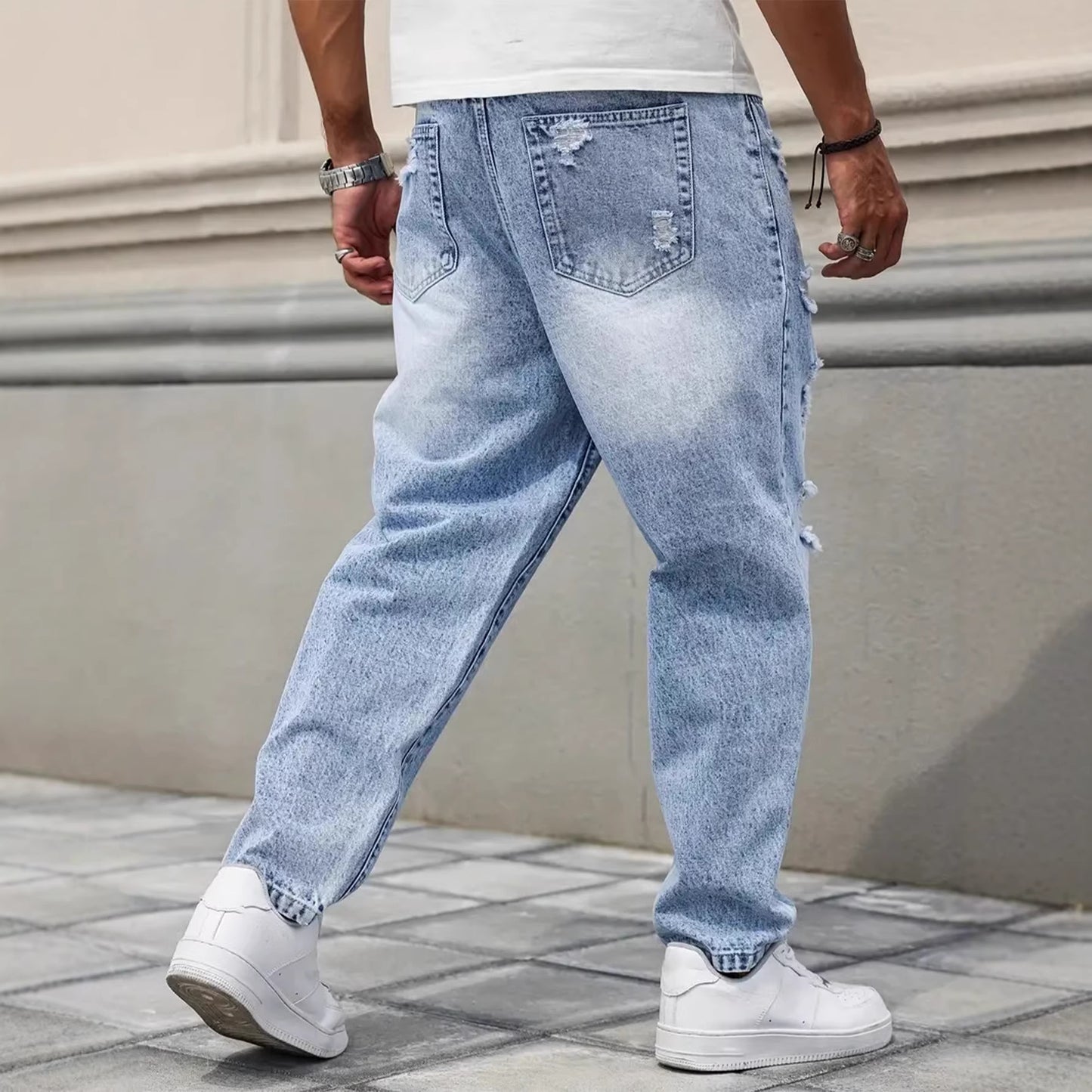 Men’s Light Blue Distressed Straight-Leg Jeans