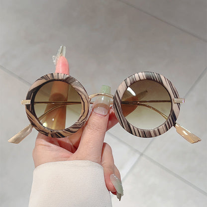 Oval Fashion Sunglasses with UV Protection