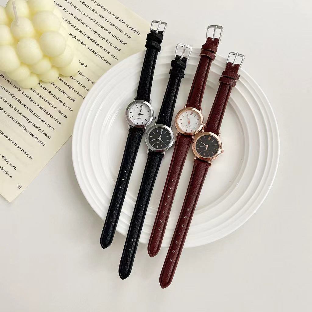 Women’s Small Dial Quartz Fashion Watch