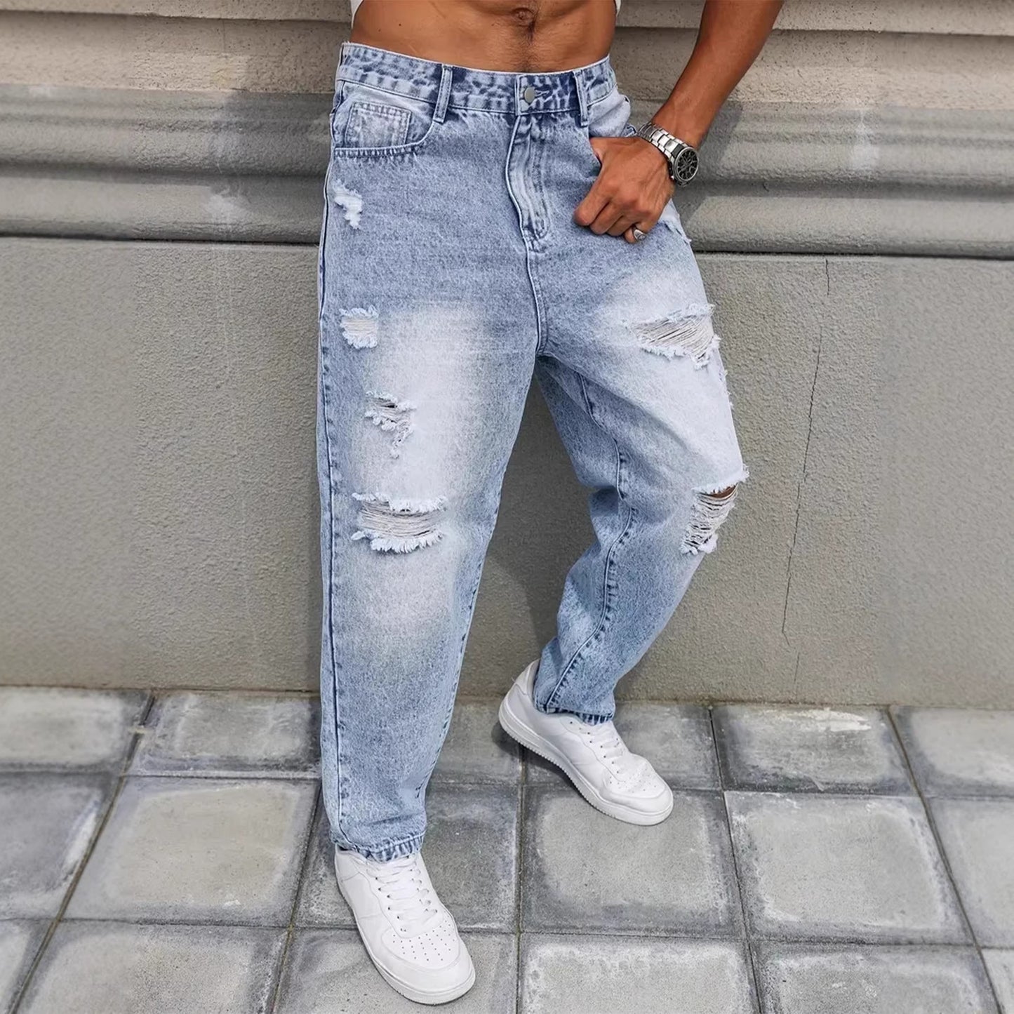 Men’s Light Blue Distressed Straight-Leg Jeans