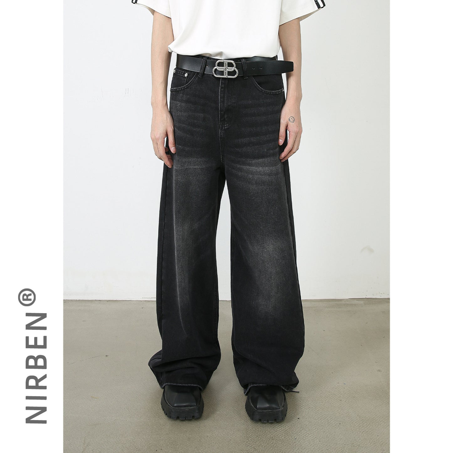 Men’s Washed Loose Straight Wide-Leg Jeans