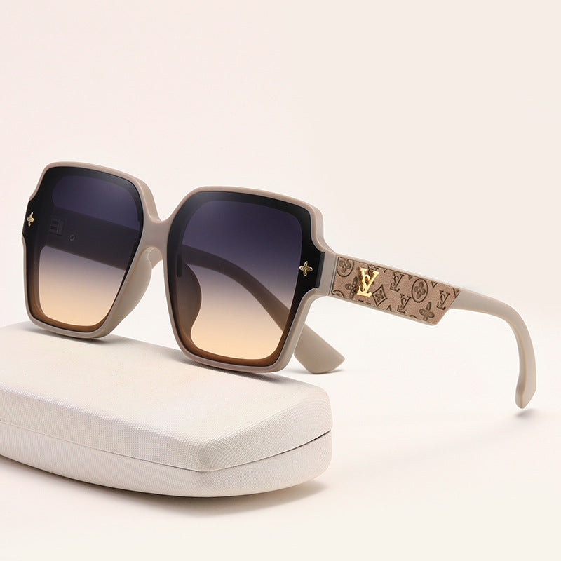 Women’s Oversized Square Frame Sunglasses