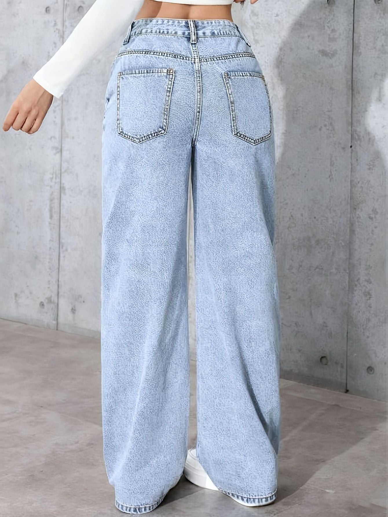 Women’s Rhinestone Washed Wide-Leg Jeans