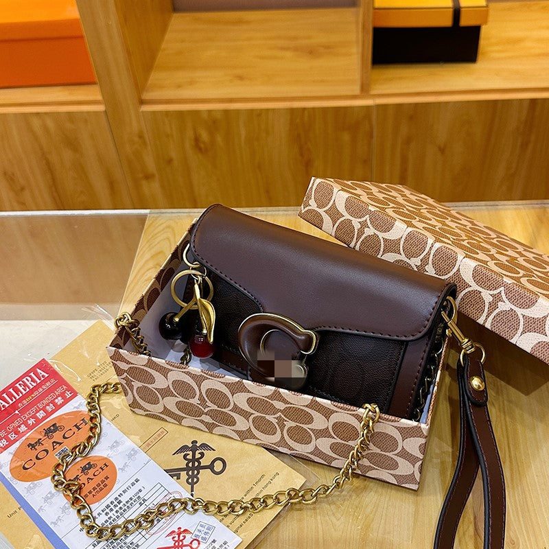 Women’s Small Square Chain Crossbody Bag