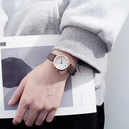 Women’s Small Dial Quartz Fashion Watch