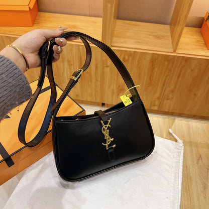 High-end small square bag, fashionable women's bag, handbag, popular versatile underarm bag, niche recommended foreign trade bag