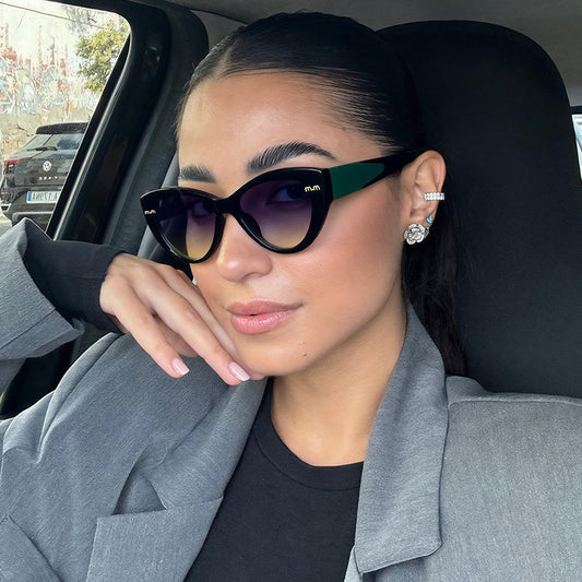 Women’s Retro Cat-Eye Butterfly Sunglasses