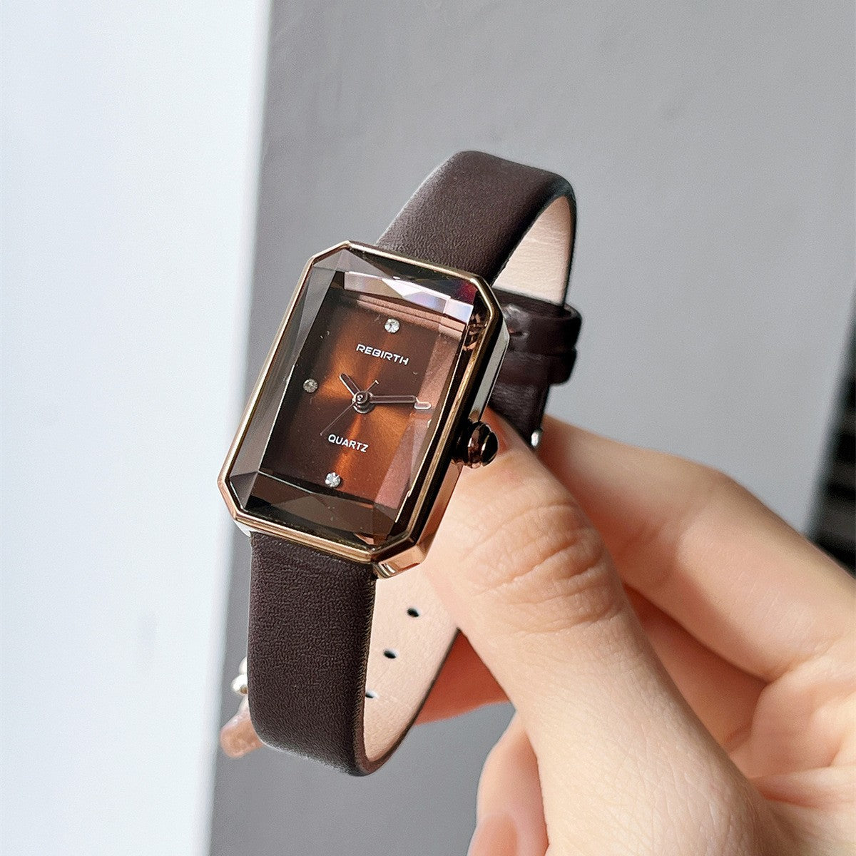 Women’s Rectangular Diamond-Studded Fashion Quartz Watch