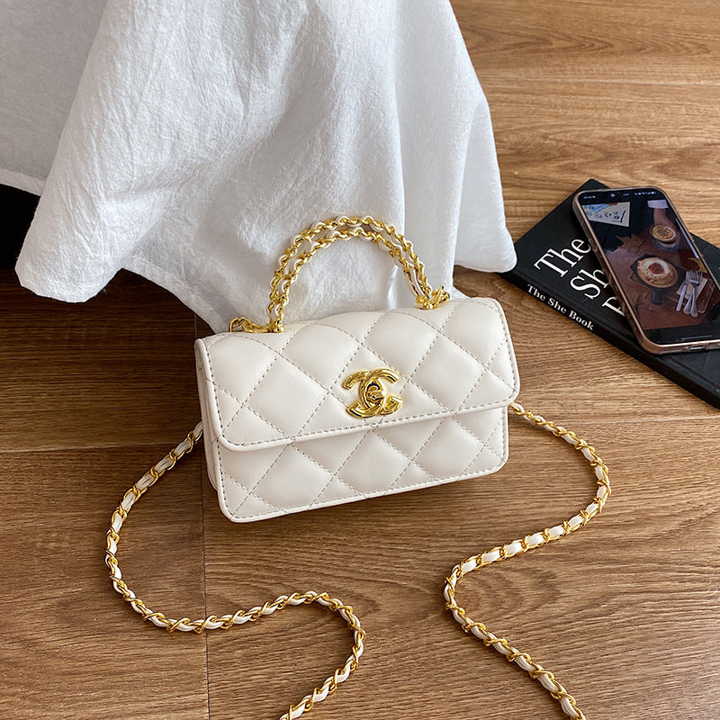 Women’s Quilted Chain Crossbody Bag
