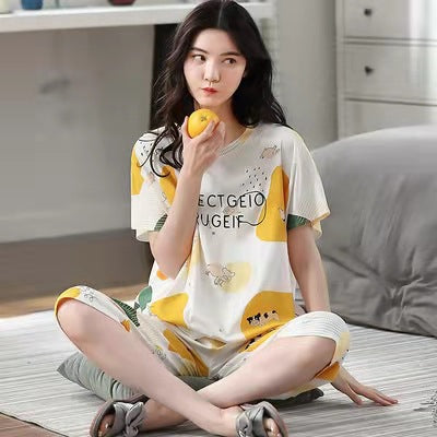 Women’s Plus Size Artistic Style Pajama Set