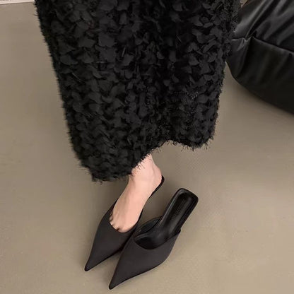 Women’s Pointed Toe Low Heel Closed-Toe Mule Sandals