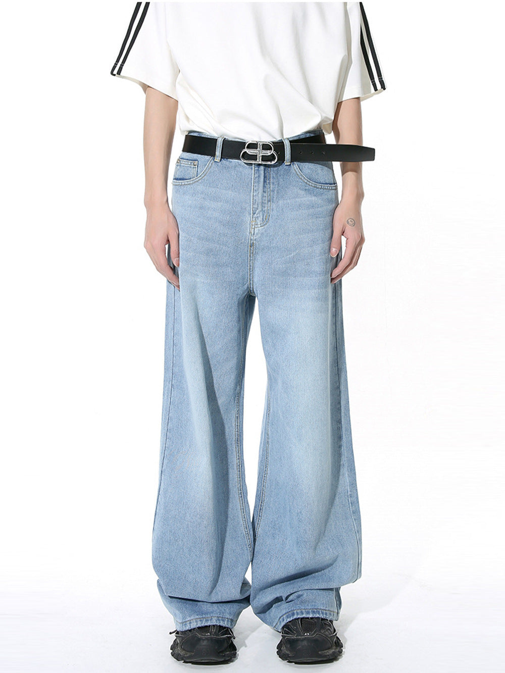 Men’s Vintage Washed Straight-Leg Jeans