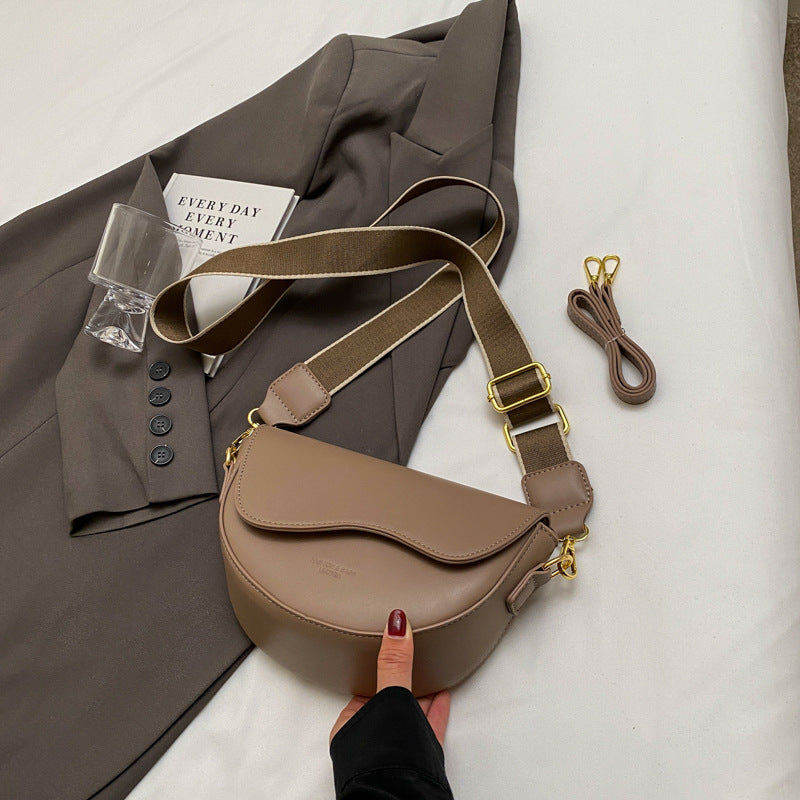 Women’s Retro Saddle Crossbody Shoulder Bag
