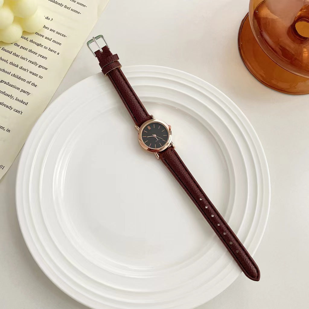 Women’s Small Dial Quartz Fashion Watch