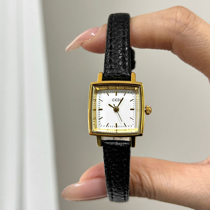 Women’s Retro Square Quartz Watch