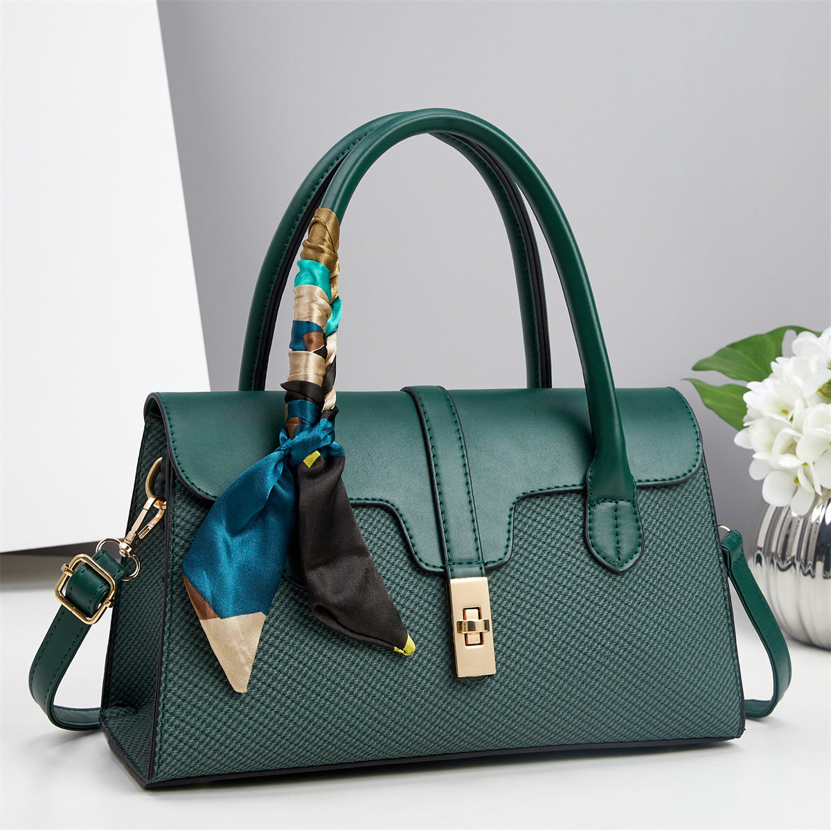 Women’s Luxury Pillow Shoulder Bag