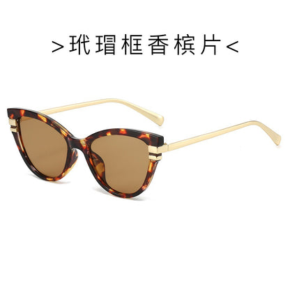 Retro Cat-Eye Fashion Sunglasses