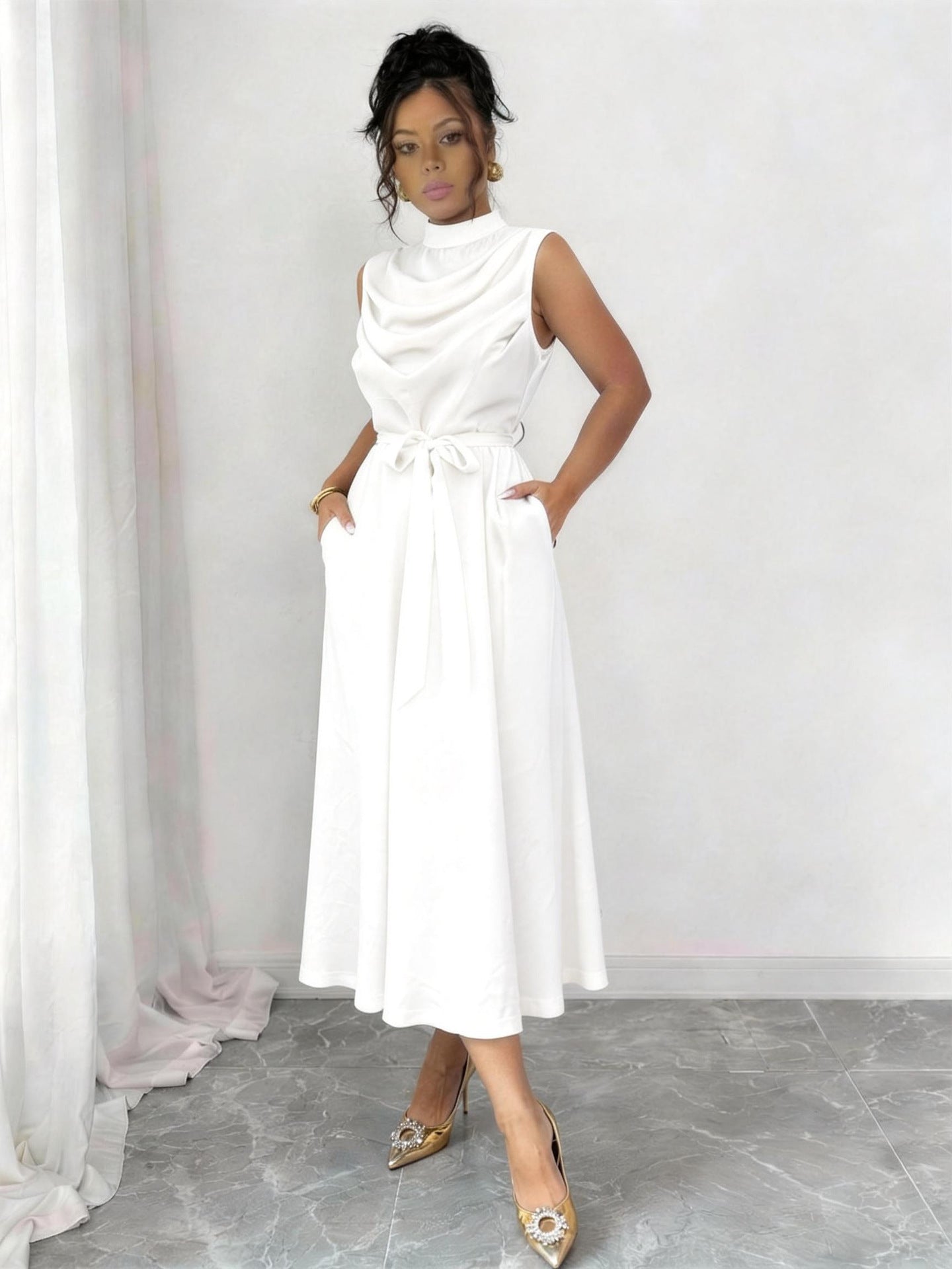 Women’s Sleeveless Belted Strap Dress