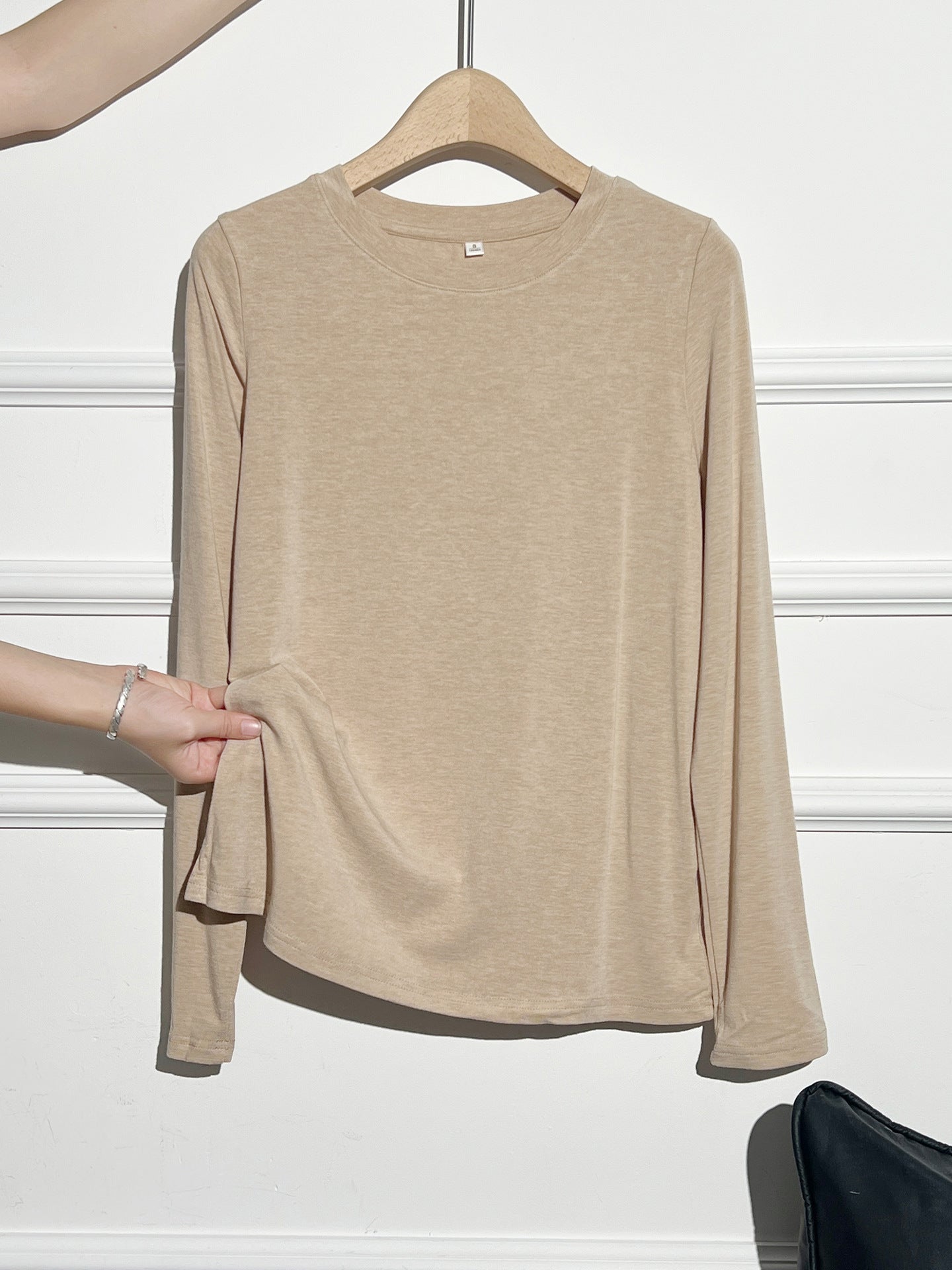Women’s Soft Cashmere-Feel Long Sleeve Crew Neck Top