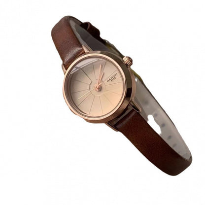 Women’s Retro Small Dial Fashion Leather Watch