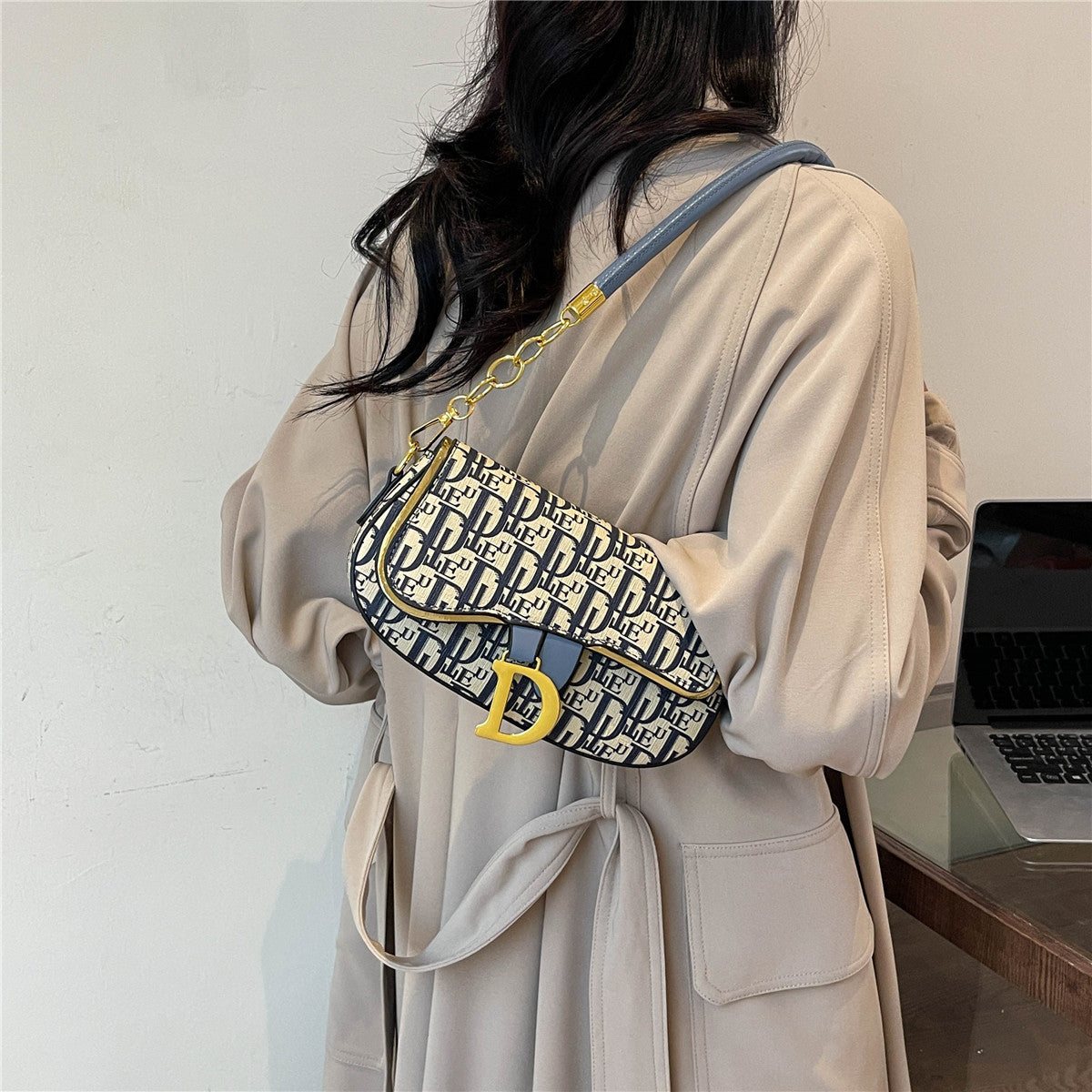 Women’s Luxury Saddle Shoulder & Crossbody Bag