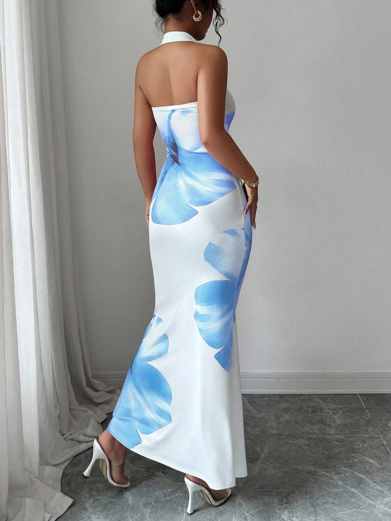 Women’s Halter Neck Backless Printed Maxi Dress
