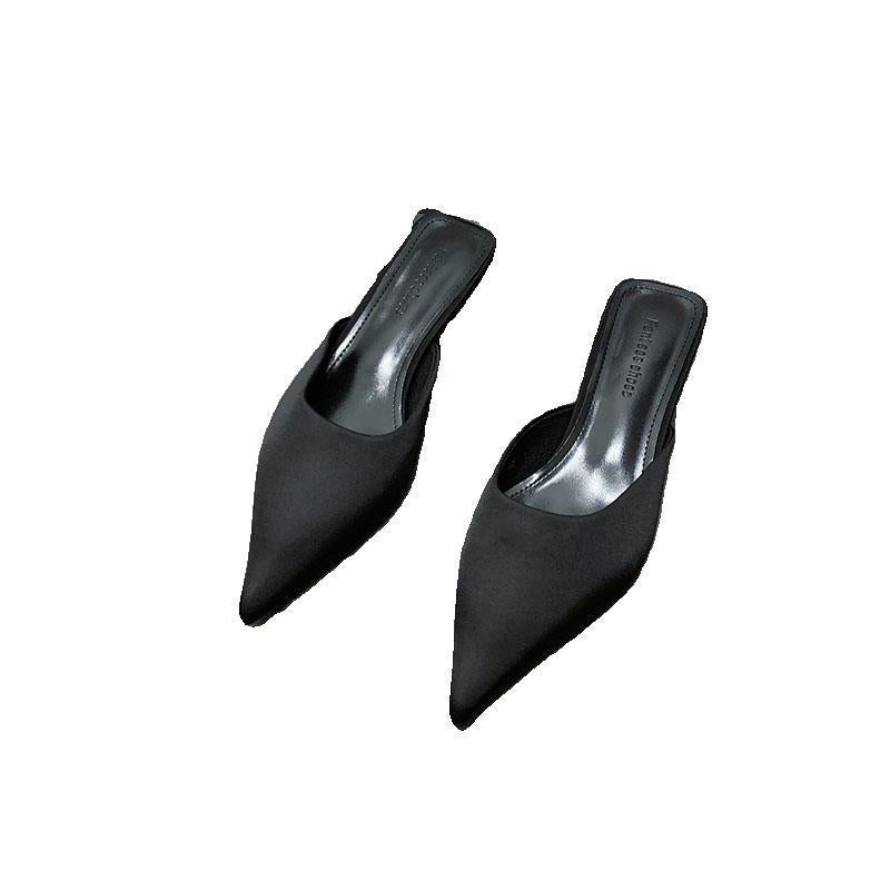 Women’s Pointed Toe Low Heel Closed-Toe Mule Sandals