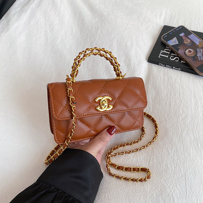 Women’s Quilted Chain Crossbody Bag