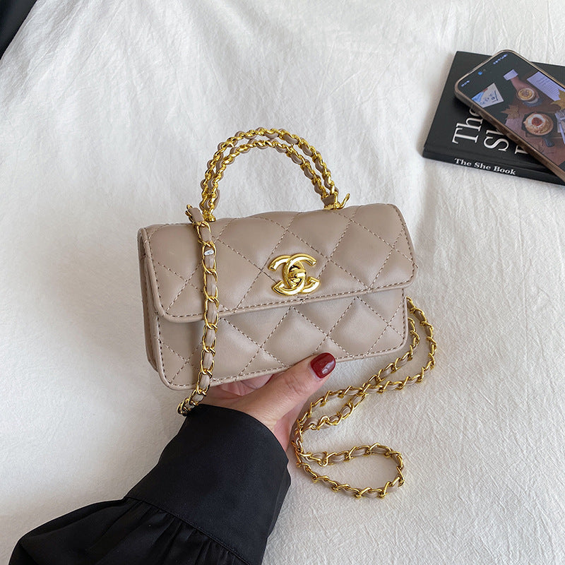 Women’s Quilted Chain Crossbody Bag