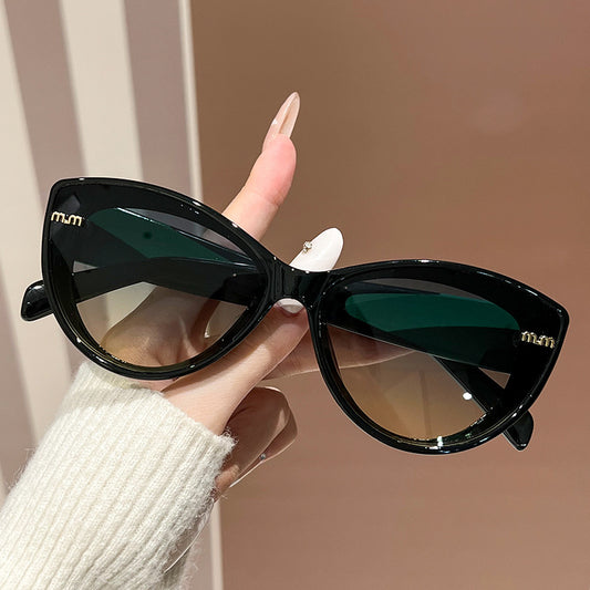 Women’s Retro Cat-Eye Butterfly Sunglasses