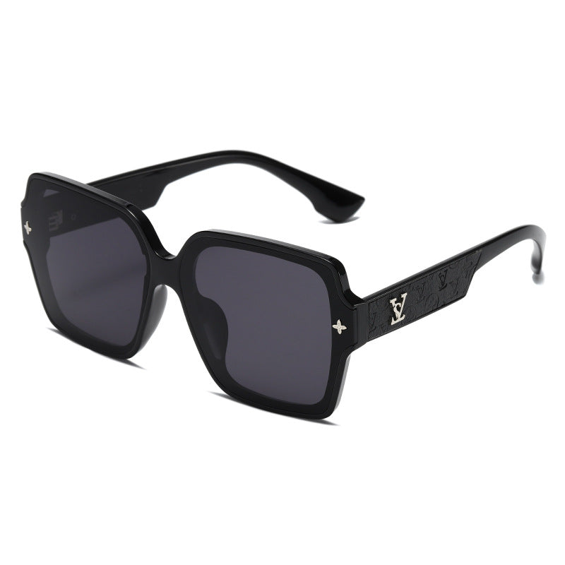 Women’s Oversized Square Frame Sunglasses