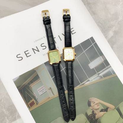 Women’s Gold Square Quartz Fashion Watch