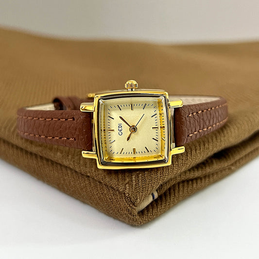 Women’s Retro Square Quartz Watch