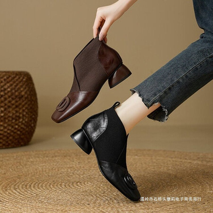 Women’s French Retro Square-Toe V-Cut Block Heel Shoes