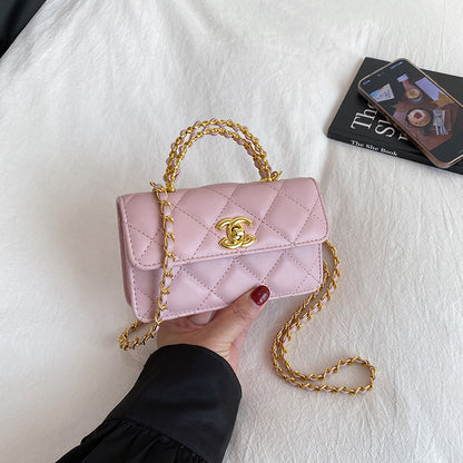 Women’s Quilted Chain Crossbody Bag