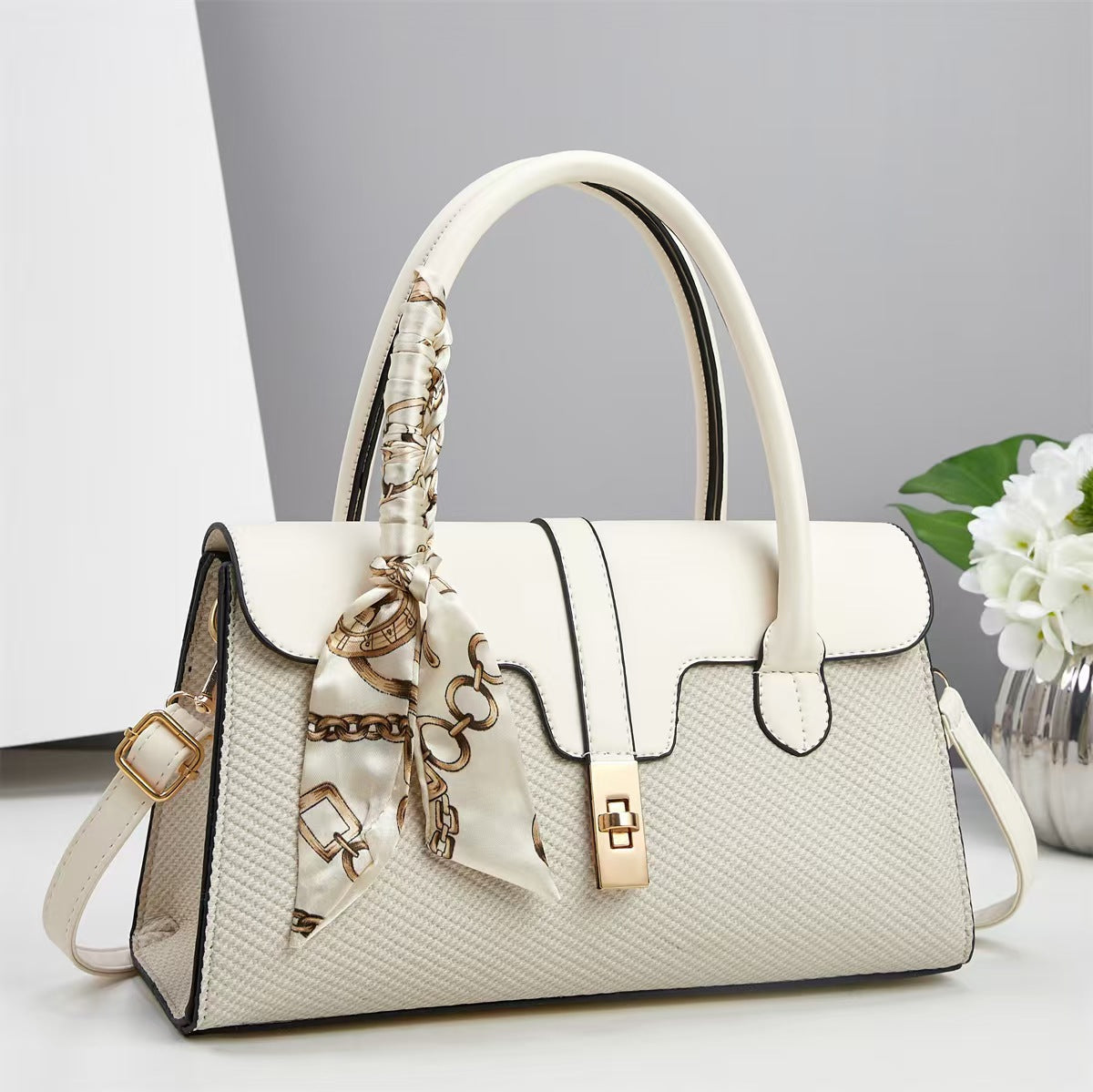 Women’s Luxury Pillow Shoulder Bag