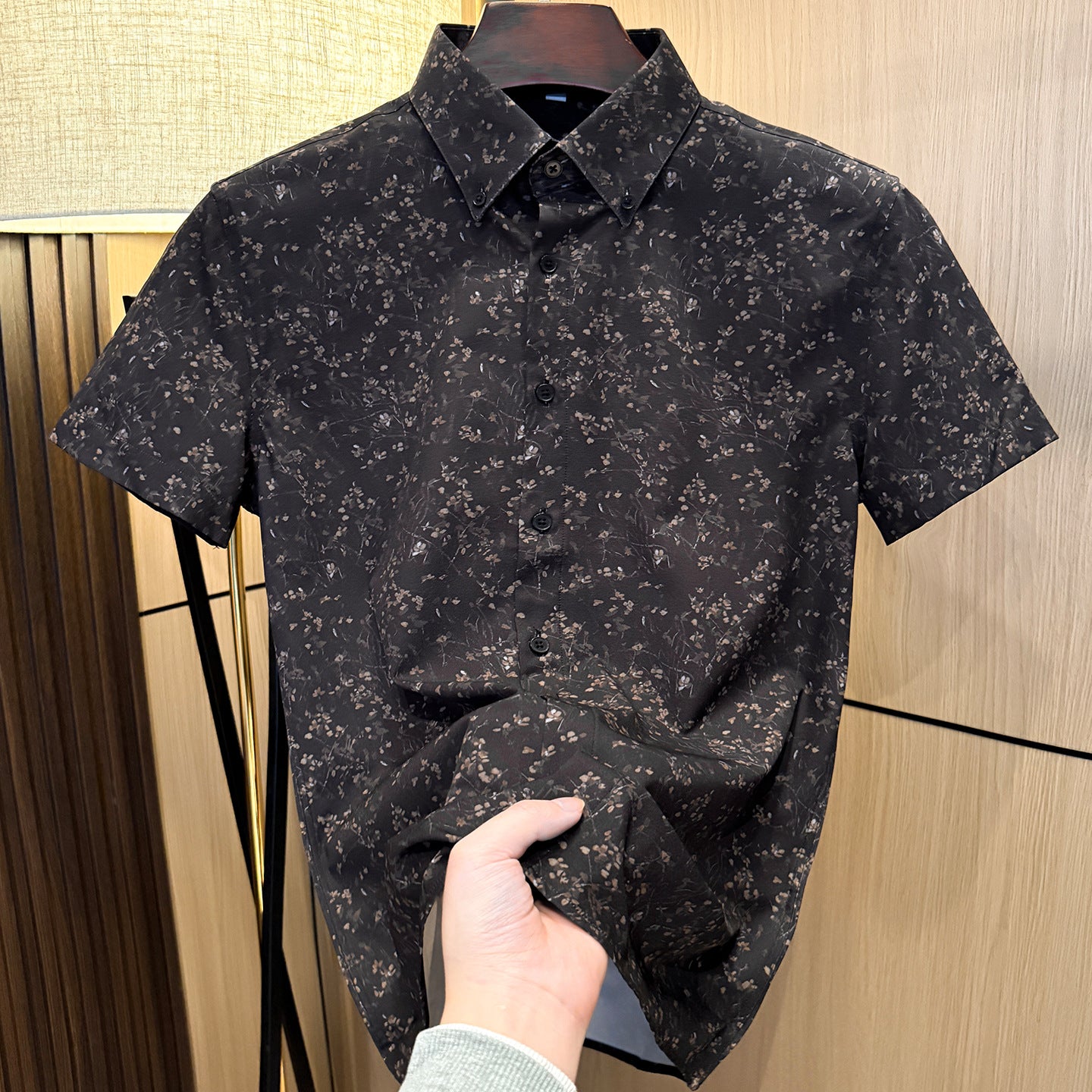 Men’s Slim Fit Floral Short Sleeve Shirt